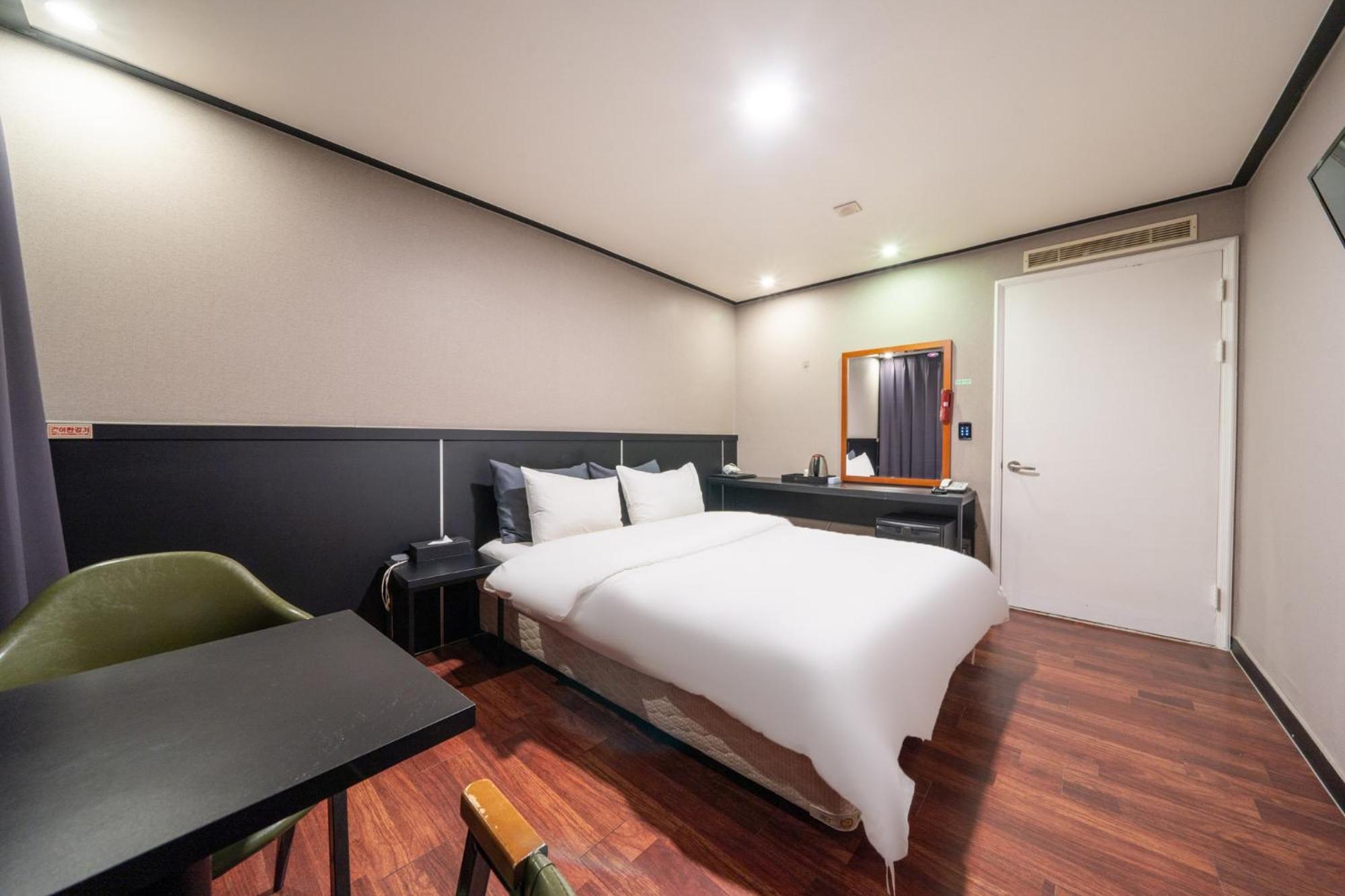 Hotel Kabo Pyeongtaek Extérieur photo